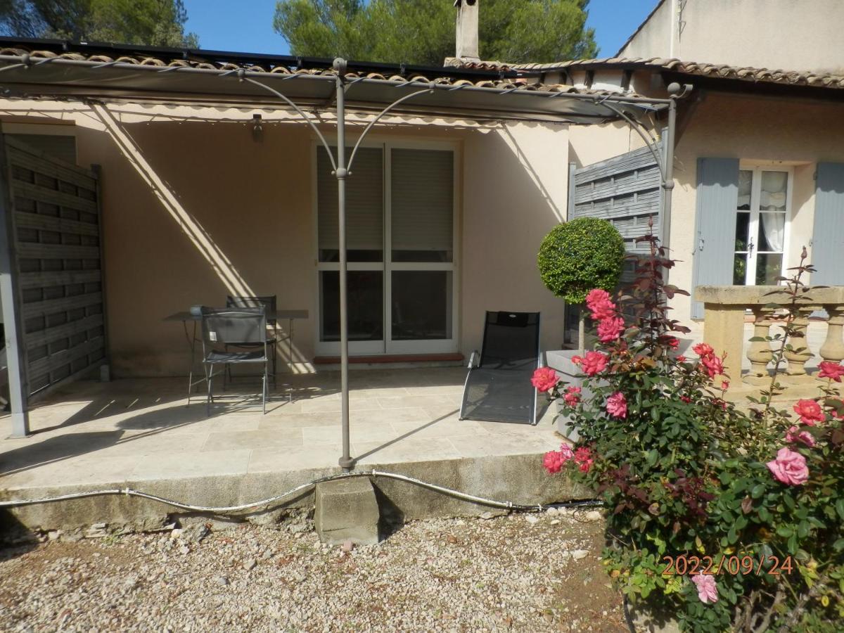Mas Les Vieux Chenes Bed & Breakfast Lambesc Luaran gambar