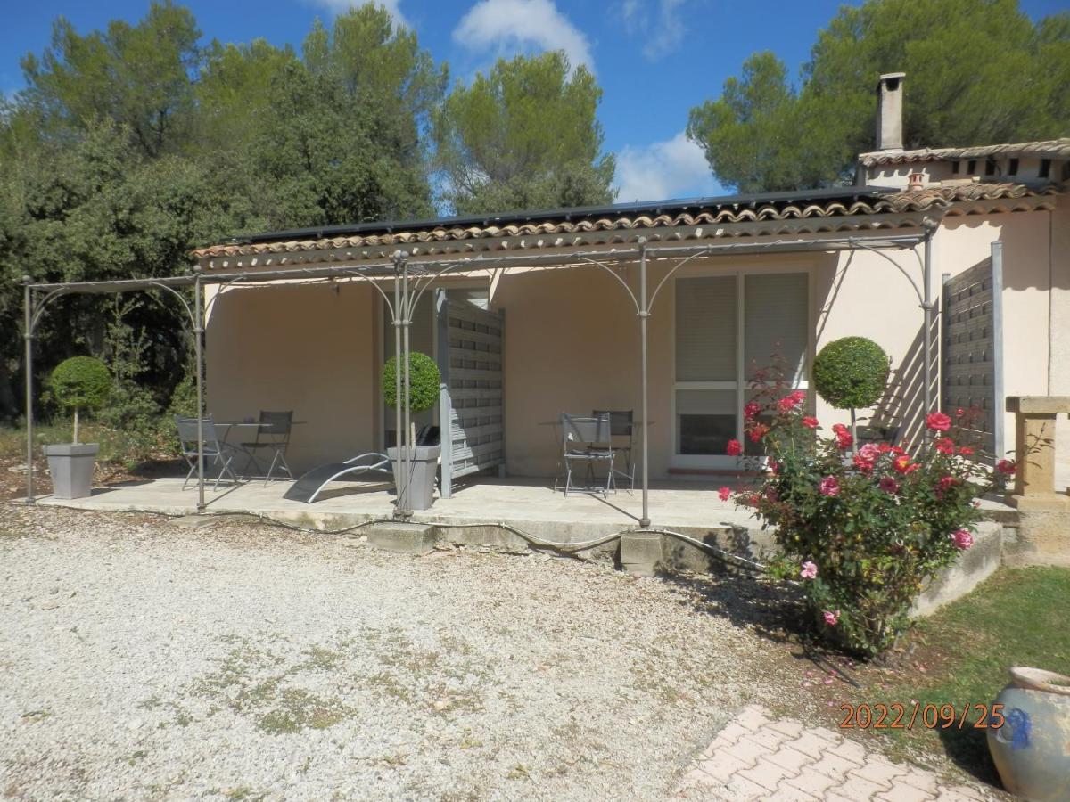 Mas Les Vieux Chenes Bed & Breakfast Lambesc Luaran gambar