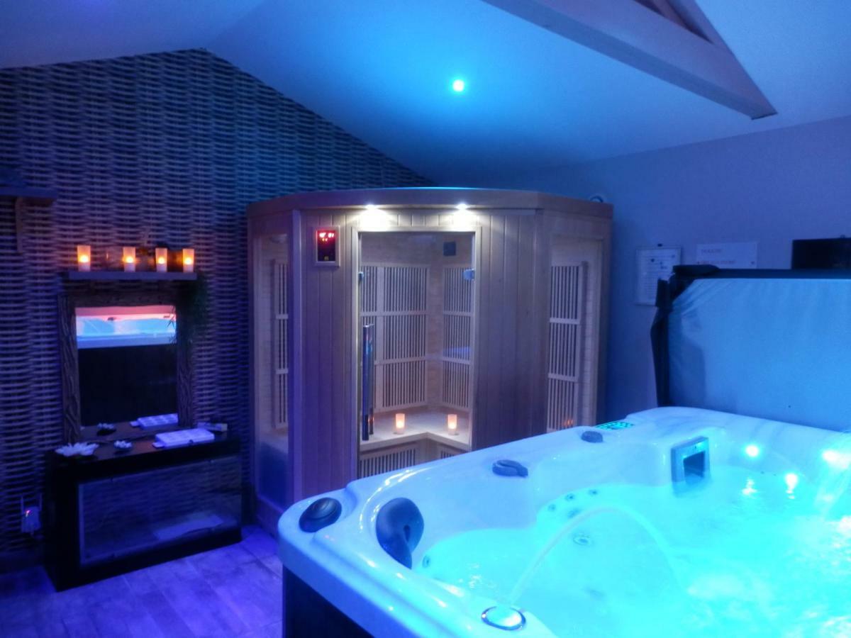 Mas Les Vieux Chenes Bed & Breakfast Lambesc Luaran gambar