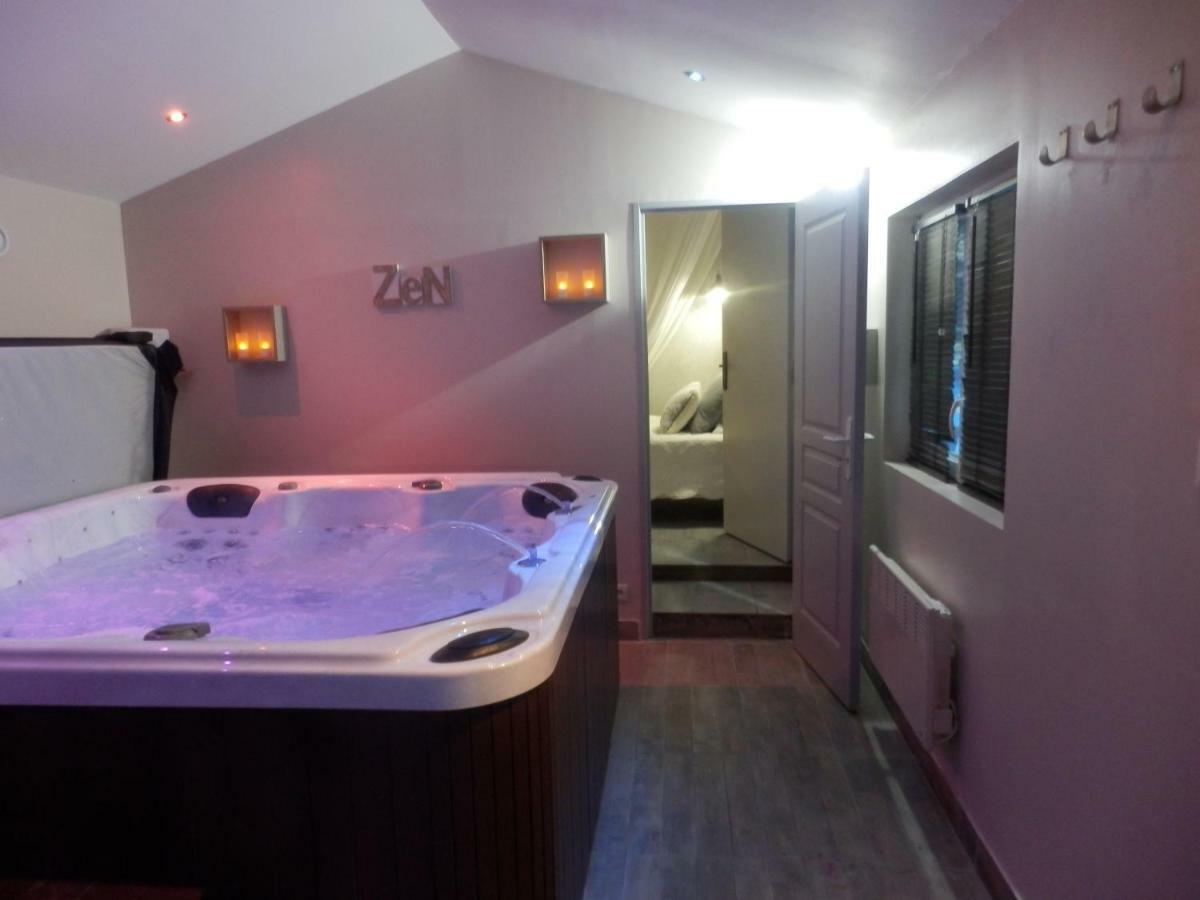 Mas Les Vieux Chenes Bed & Breakfast Lambesc Luaran gambar